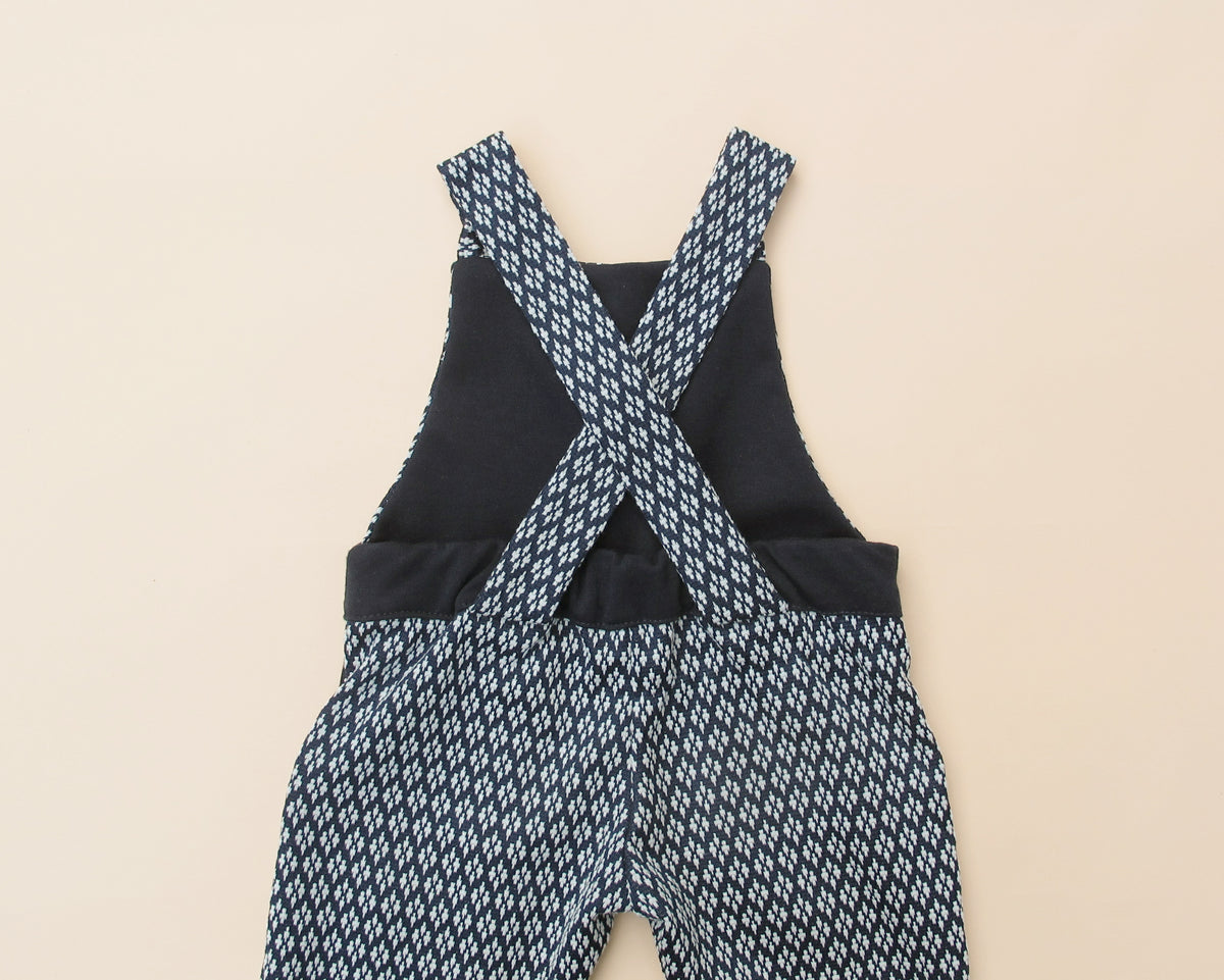 <transcy>Meredith Basic Bib, Downloadable Pdf Pattern from 0 to 5 years</transcy>