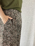 Patrón de costura Penélope: pantalón con goma y bolsillos en tallas de la 34 a la 54